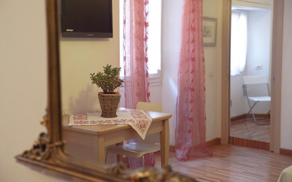 Ferienwohnung La Giara Del Centro La Spezia Exterior foto
